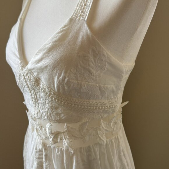 White Chelsea & Violet Sun Dress - Picture 13 of 16